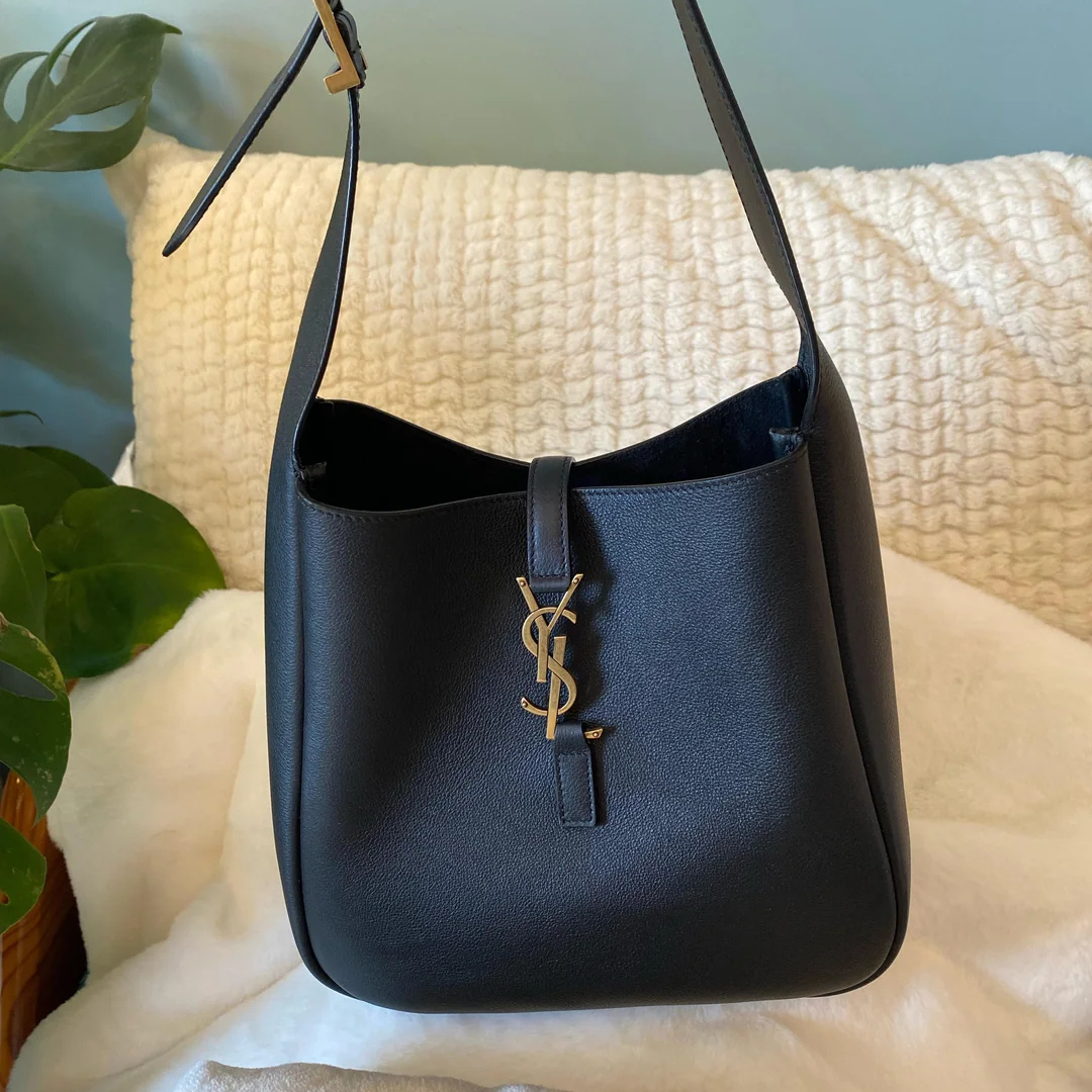 Saint Laurent Le 5 À 7 Bea Bag